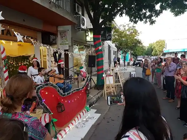 Con una fiesta, se inauguró el Centro Comercial a Cielo Abierto