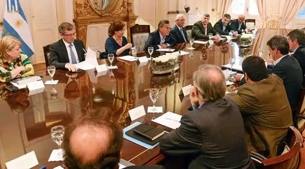 Macri almorzó con su equipo económico: dólar y proyectos de ley en la agenda