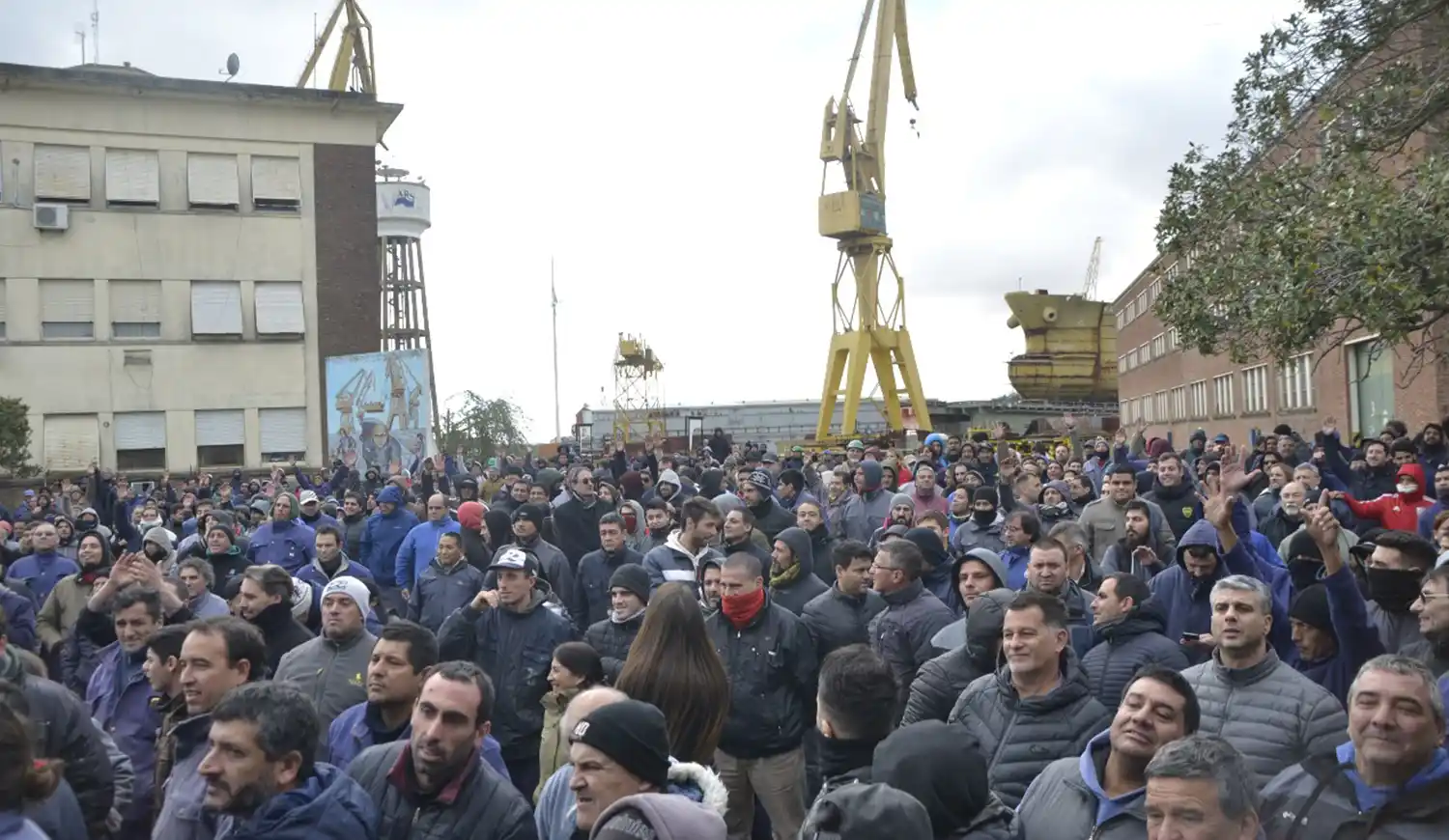 Terminó la toma en Astillero Río Santiago: Se acordó una reunión con la Provincia