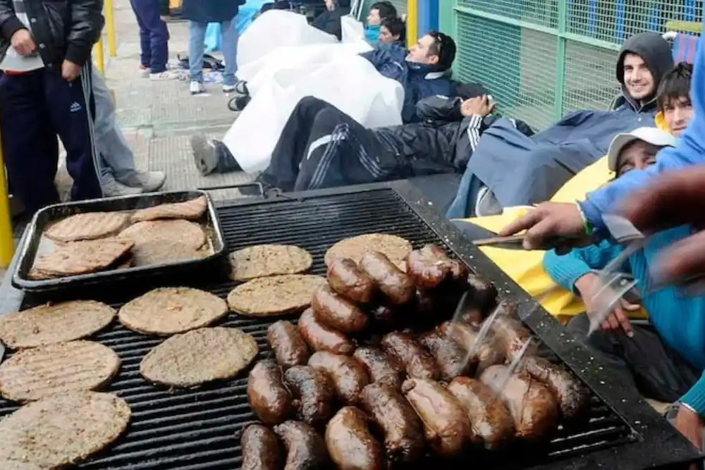 Parrillas en la calle.