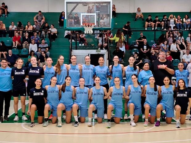 Francisca Canello y Sofía Rosso, las dos sunchalenses en la Preselección U16.Foto:CAB