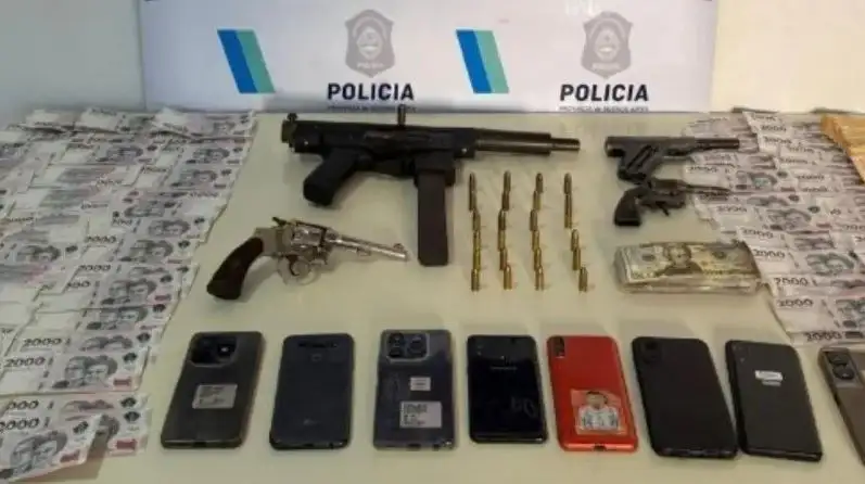 Capturaron a ladrones que desvalijaban a jubilados: los amenazaban con una ametralladora