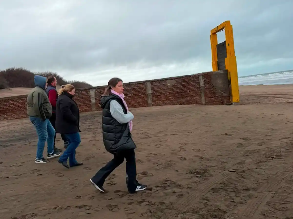 La visita se realizó el sábado y la recorrida incluyó el túnel submedanal, uno de los lugares más afectado por el último temporal