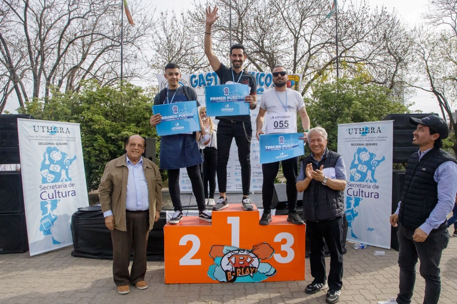 Carrera de mozos y camareras en Berazategui: En qué consiste la tradicional competencia