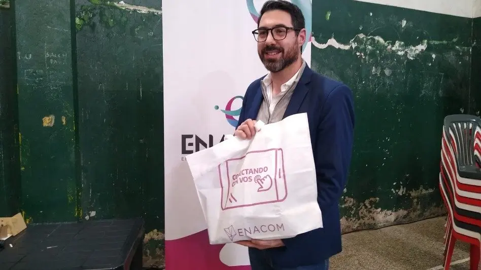 ENACOM: "los chicos pueden estar conectados y de esta manera acortar la brecha digital"