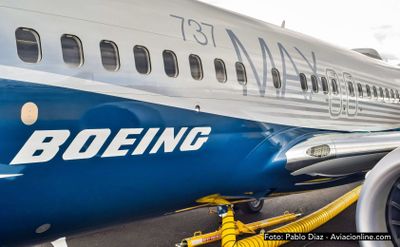 Boeing delays the launch of its new midsize airplane