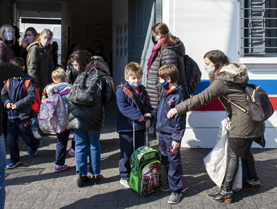 Precios Justos tendrá su impacto en los colegios privados y en la canasta escolar