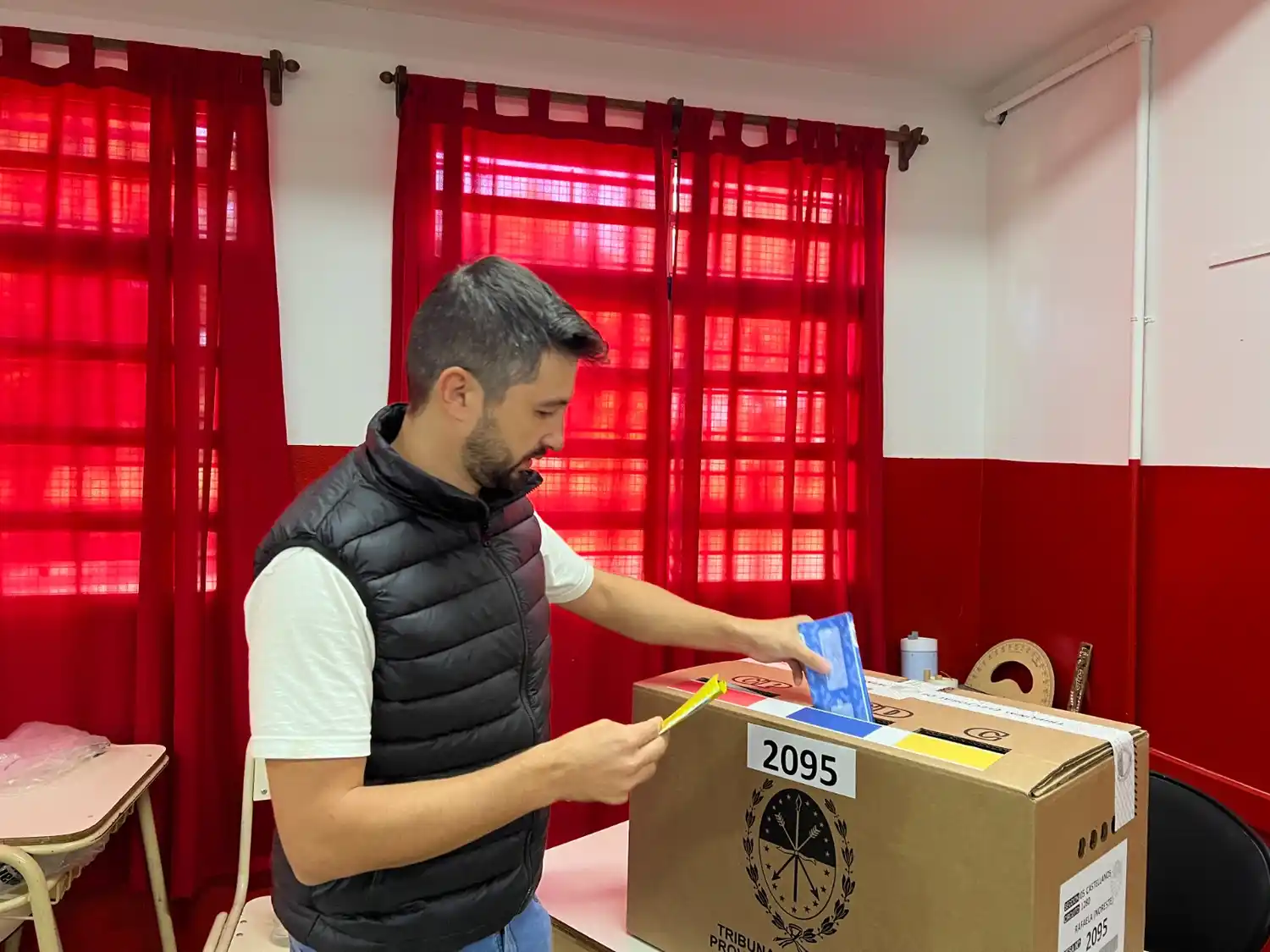 Juan Senn votó en Rafaela - 2
