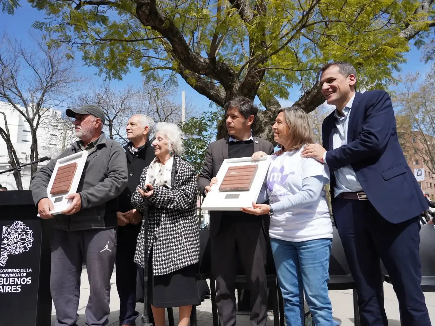 “La mejor forma de honrarlos es con hechos concretos: en la Provincia de Buenos Aires hemos garantizado el boleto estudiantil”, aseguró el gobernador.