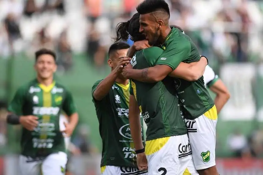 Defensa y Justicia prolongó su buen momento ante Banfield