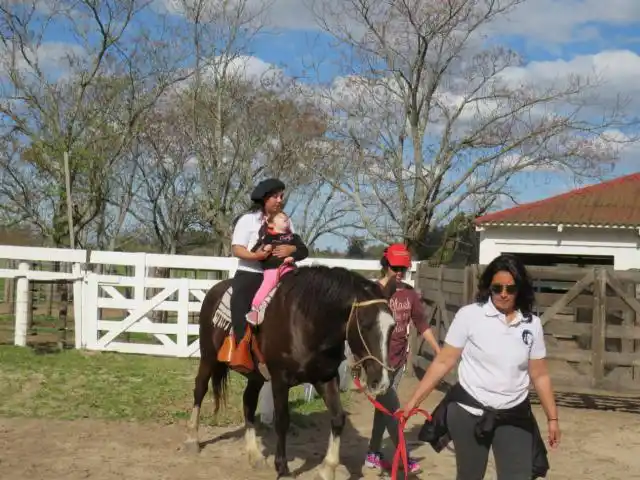 El Cobijo dará su 1° Charla Teórica Informativa en Equinoterapia Médica

