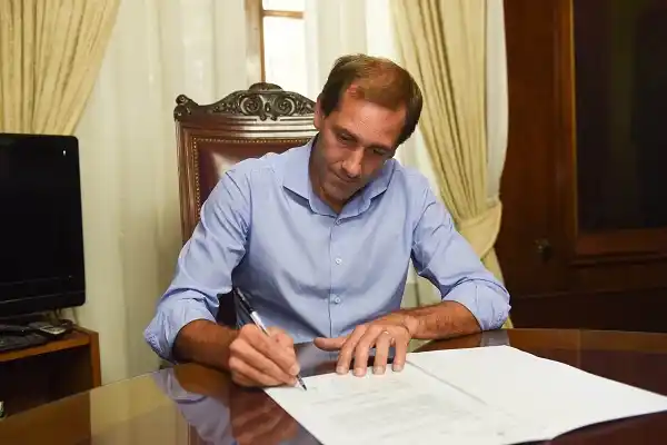 Garro frenará la ordenanza que dispone un aumento del 25% para los concejales de La Plata