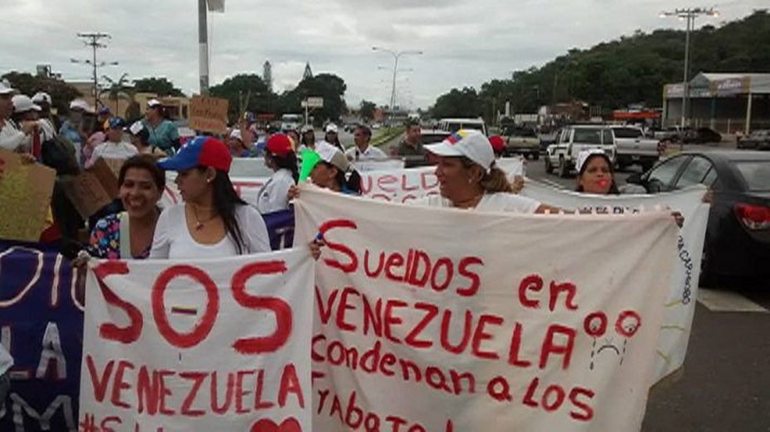 EN DÓLARES: Fedeunep pide bonificación excepcional para los trabajadores públicos