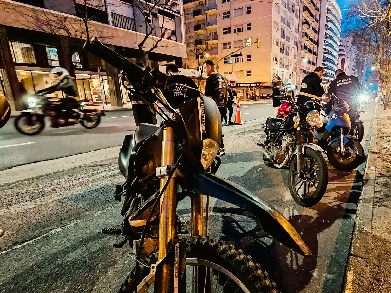 Los operativos se realizaron en distintos barrios de la ciudad, coordinados por la Secretaría de Seguridad, el Cuerpo de Patrulla Municipal y con apoyo de la Policía de la Provincia.