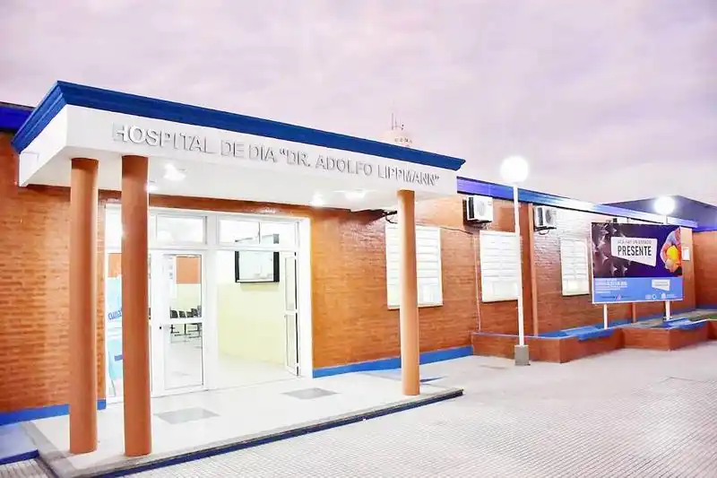Insfrán encabezará acto de imposición del nombre Doctor Adolfo Lippmann al Hospital de Día