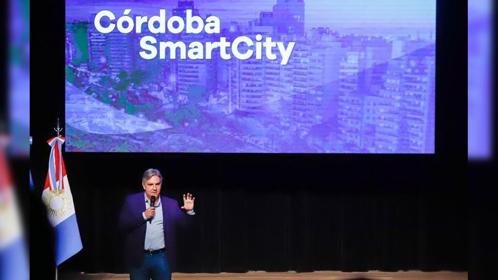 Martín Llaryora presentó nuevas herramientas digitales