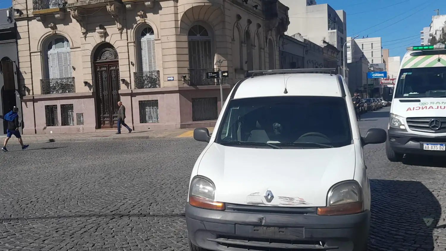 El siniestro se produjo en Belgrano y Rodríguez.