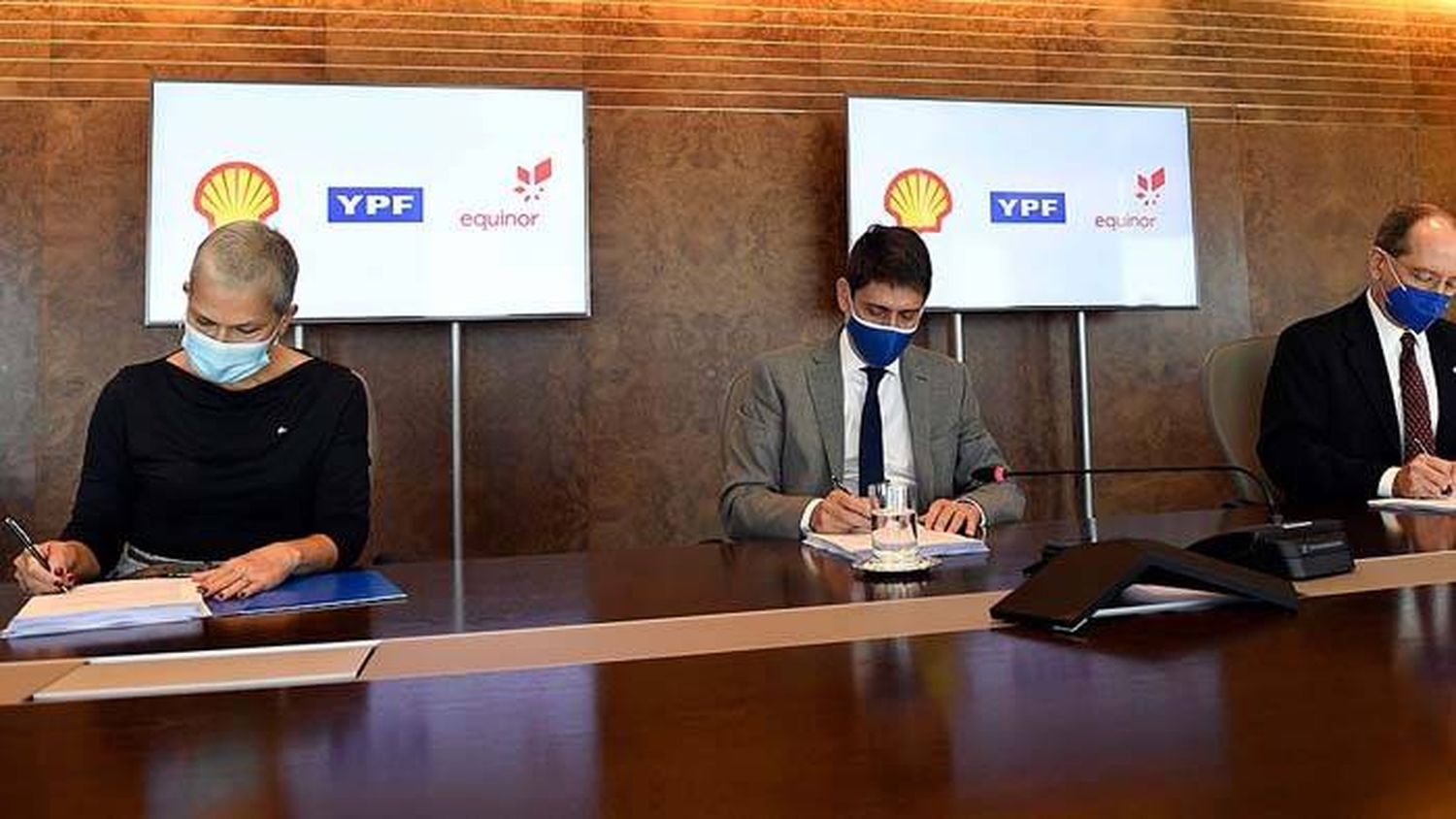 YPF suma a Shell como socio para exploraciones en el  Mar Argentino