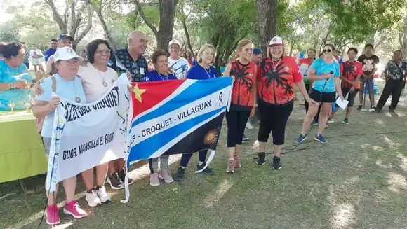 Delegaciones de adultos mayores de doce localidades participaron del torneo de golf croquet