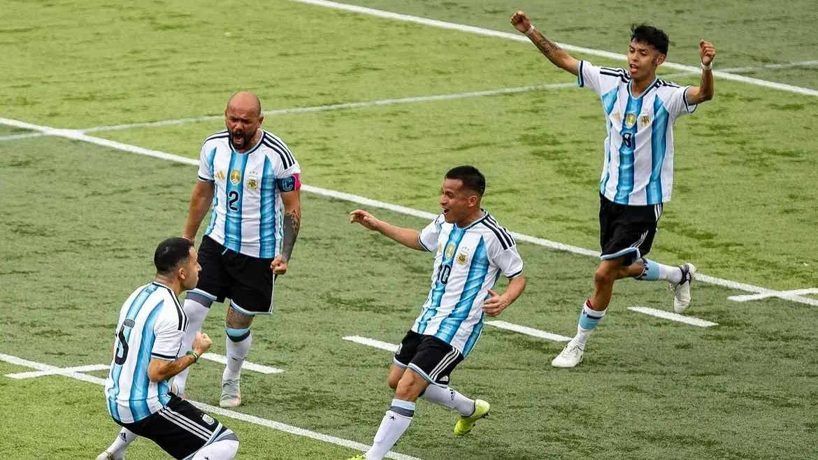 Festejo. De Rodrigo Balquín, en la victoria de Argentina ante Colombia en semifinales