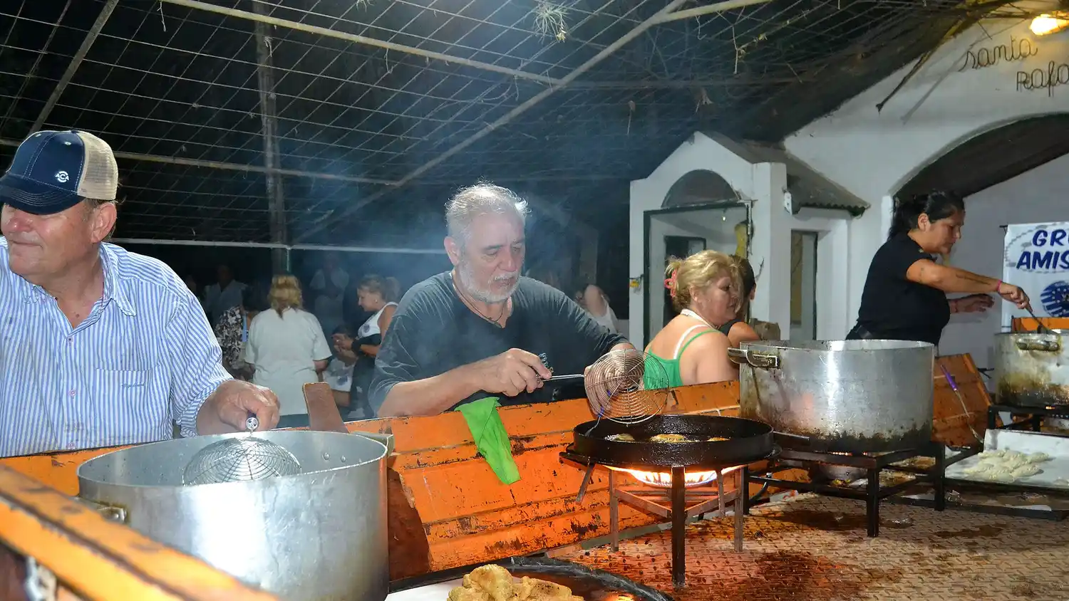 El "Fogón de la Amistad" volvió a encender el espíritu solidario