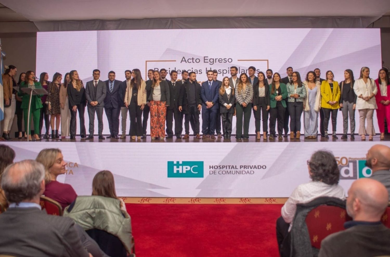 Entregaron diplomas a la 50° promoción de Residencias Hospitalarias en el HPC