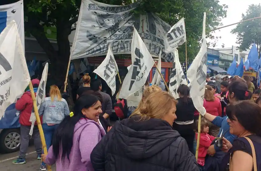 Repudian "presiones" del Ministerio de Trabajo hacia sindicatos