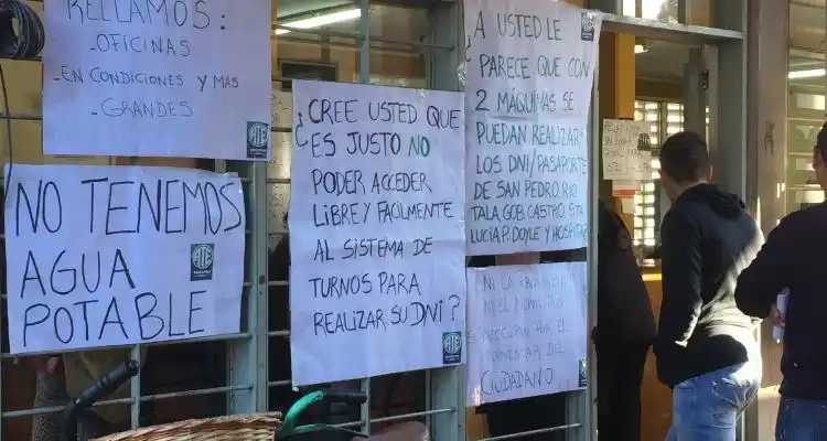 Registro Civil: Trabajadores en asamblea por promesas incumplidas