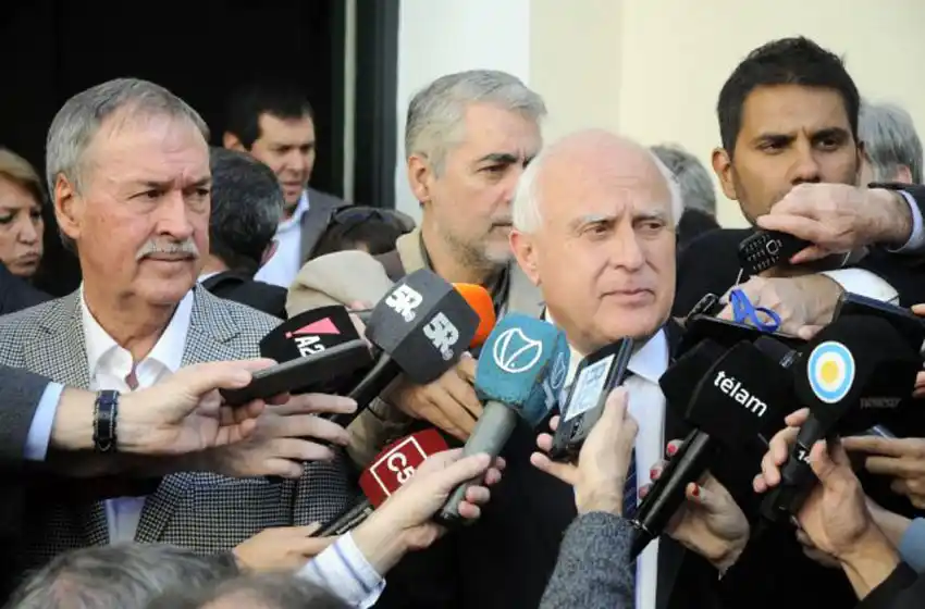 Para Lifschitz, el pedido de Vidal lleva a la «ingobernabilidad política»