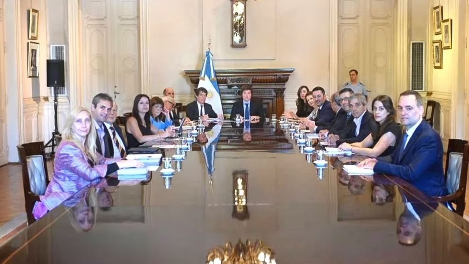 Quiénes serán los ministros que irán a Diputados a defender la Ley Ómnibus