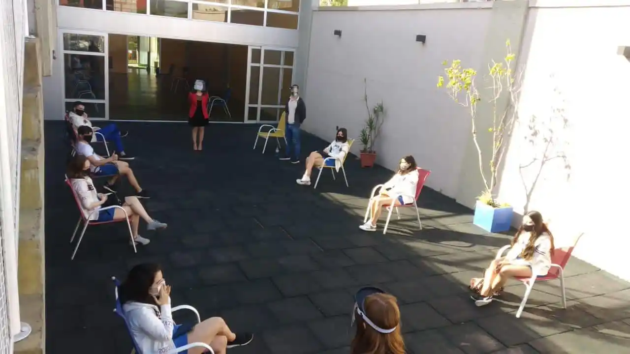 Tres de Febrero: Valenzuela celebró aplicación de protocolo para clases presenciales