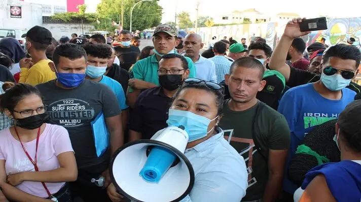 QUIEREN VISAS HUMANITARIAS: migrantes venezolanos comienzan huelga de hambre en México