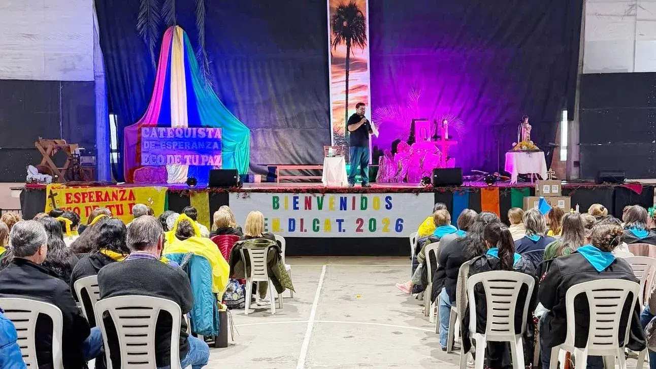 Catequistas de toda la diócesis vivieron un encuentro marcado por la fe y la esperanza
