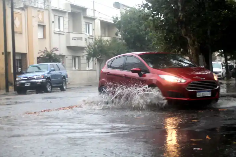 Fuerte lluvia en Necochea