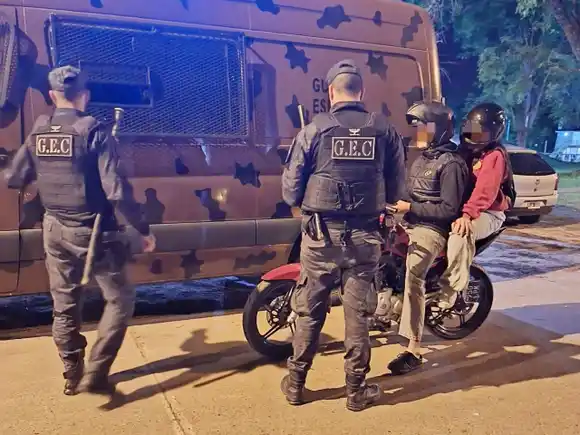 Amplio operativo arrojó retenciones de motos y autos en distintos puntos de Concordia