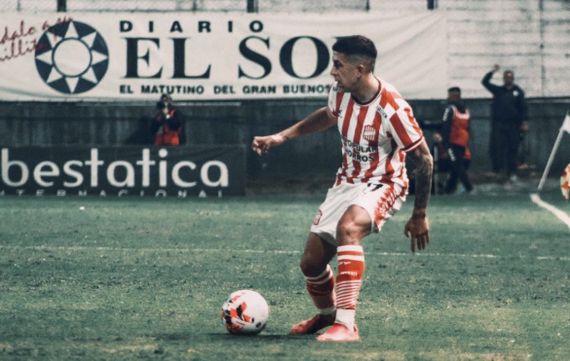 Asistencia perfecta de Diego Sosa en la victoria de San Martín de Tucumán