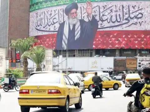 Reino Unido y Francia emiten alertas a sus ciudadanos por riesgos relacionados con Irán