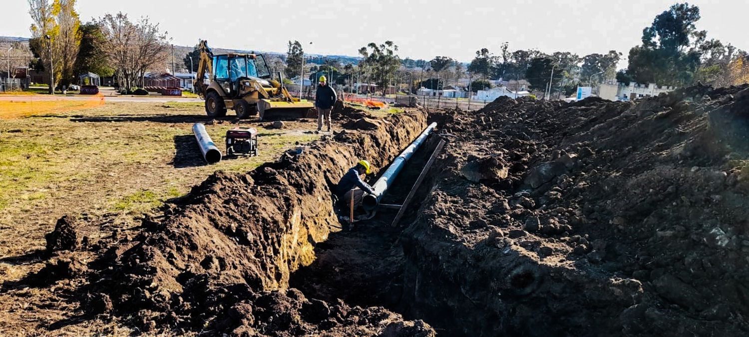 Cortarán el servicio de agua en un sector de La Movediza por avances en la obra de construcción de la cisterna