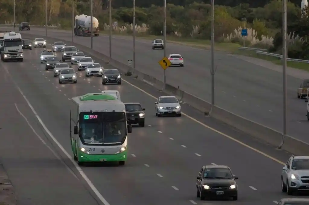 ¿Nos cuidamos?: 2.100 autos por hora rumbo a la costa atlántica