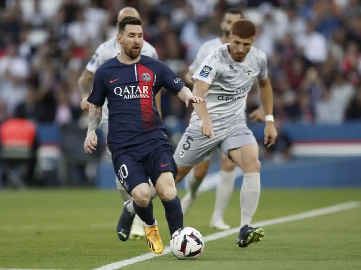 PSG perdió con Clermont y Messi se fue abucheado de su despedida de París