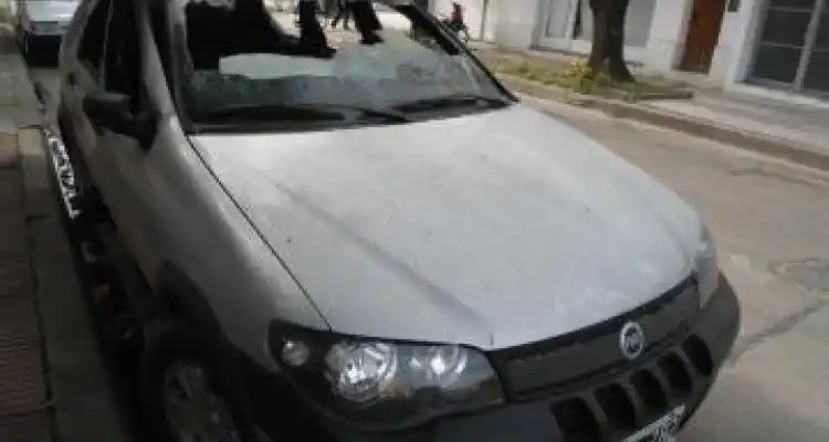 Fuego en el auto de la Doctora Galatti