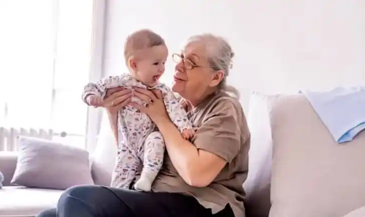 “Abuelas esclavas”: la otra cara del amor y el compromiso