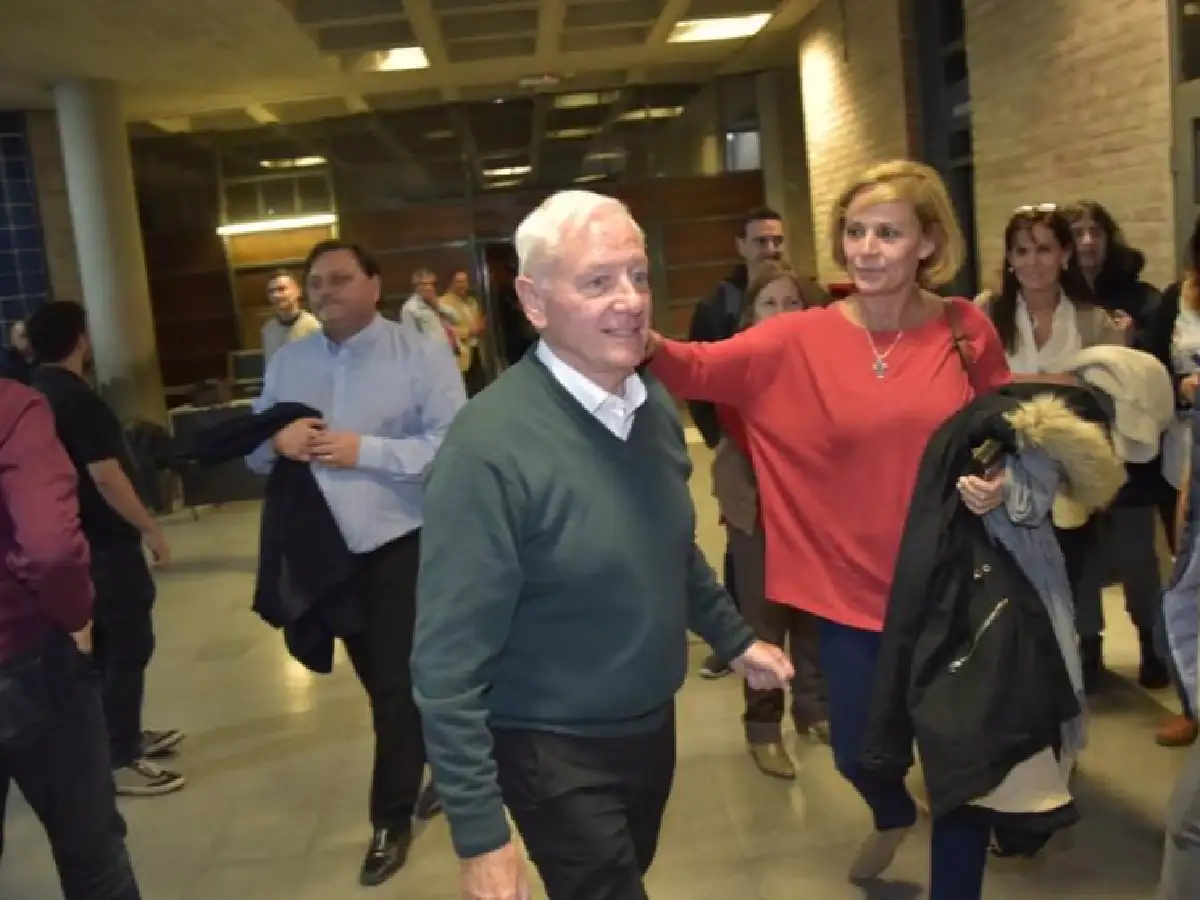 UNC: Juri se convirtió en el primer rector elegido por votación directa