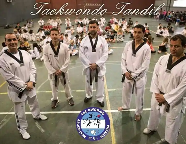 Nutrida actividad para el taekwondo 