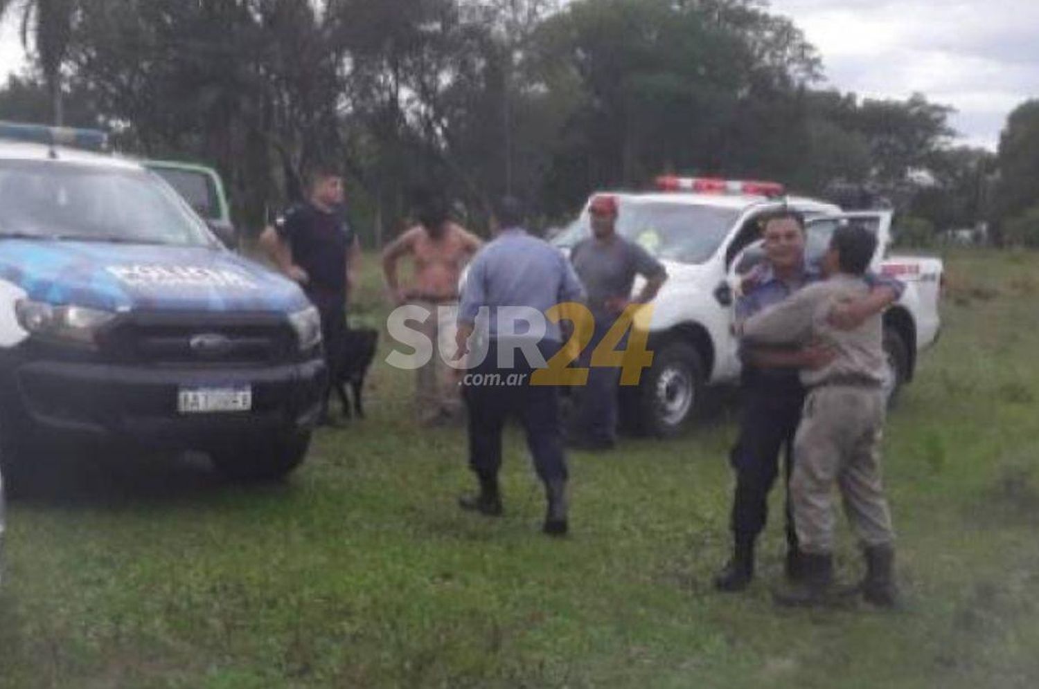 Un perro salvó a un niño de ahogarse y el pueblo culpa al Pombero