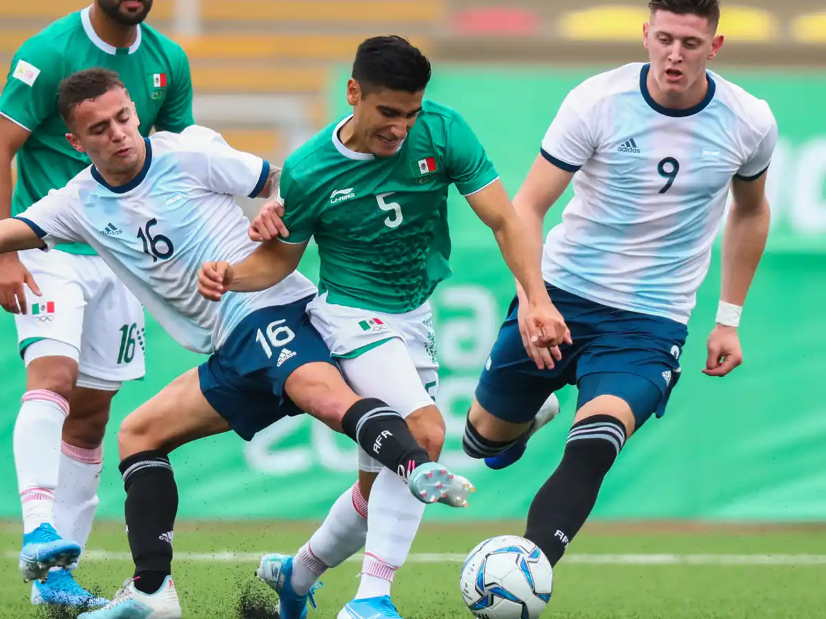 Caída en fútbol ante México