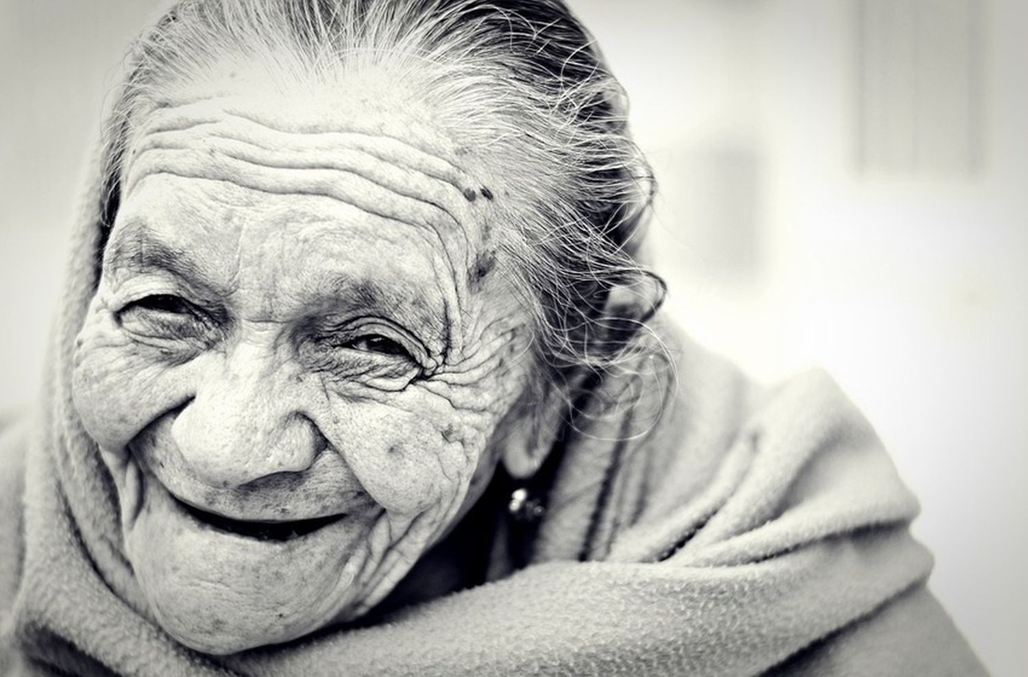 Cada día, 90 adultos mayores se fracturan la cadera