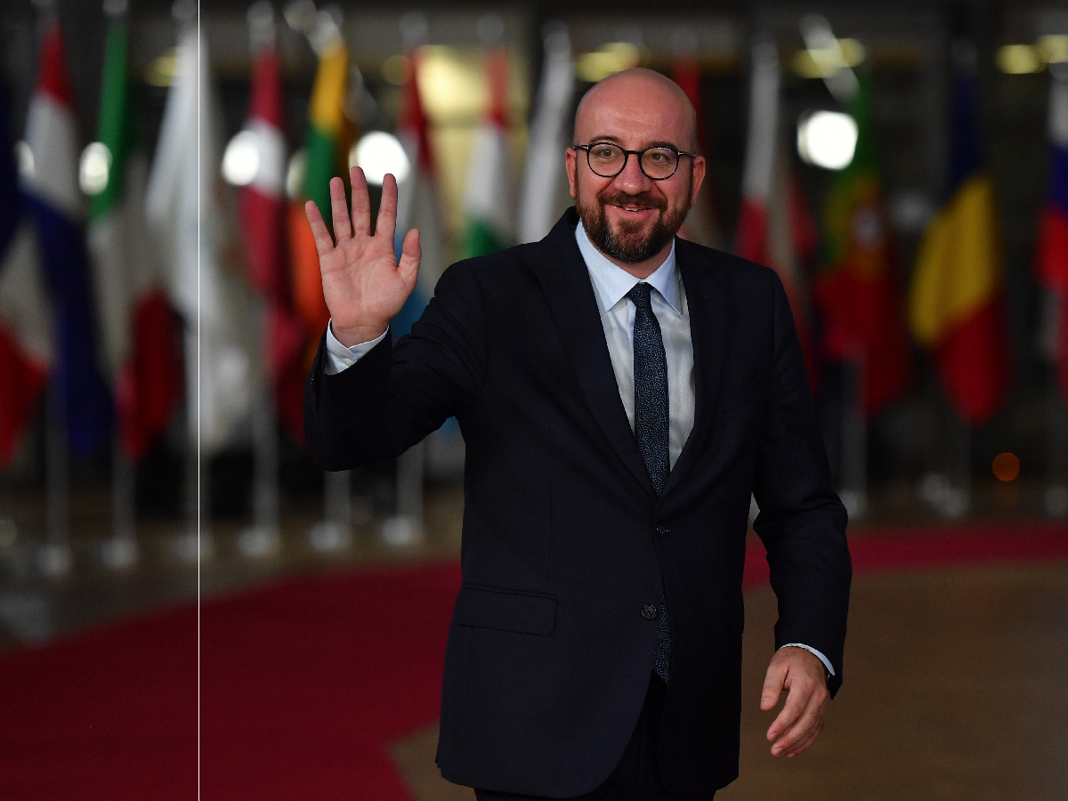 Sin apoyo en políticas migratorias, renunció el primer ministro belga 