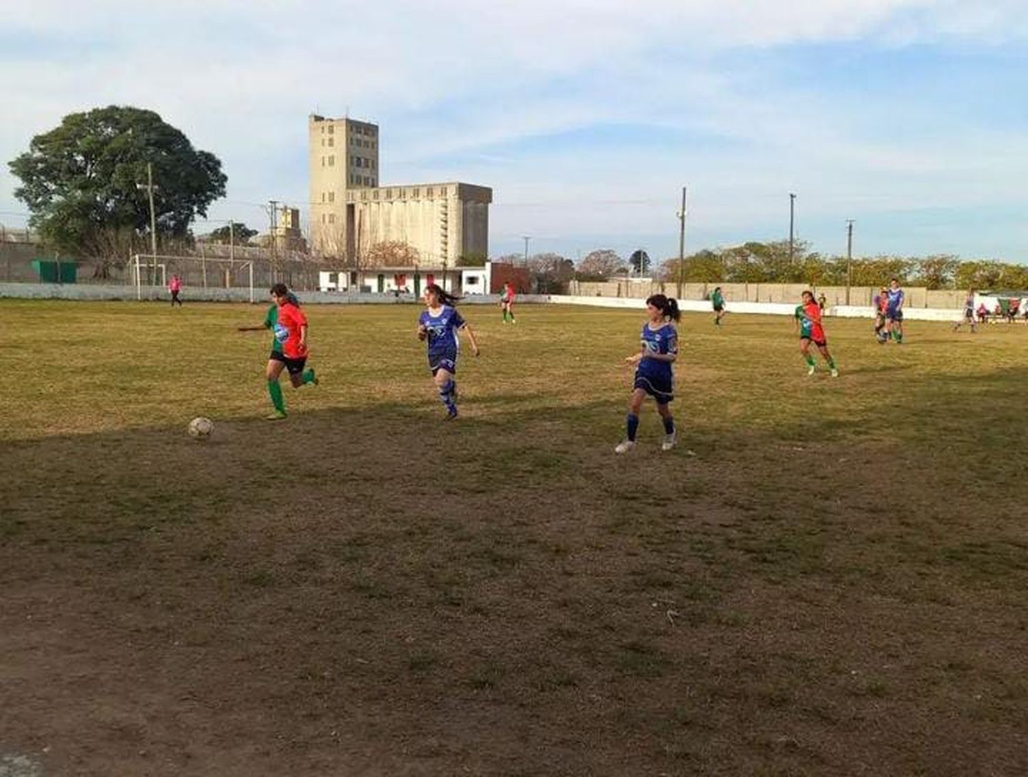 Fútbol local: Este sábado sólo se jugarán cinco partidos de inferiores, el resto fue reprogramado