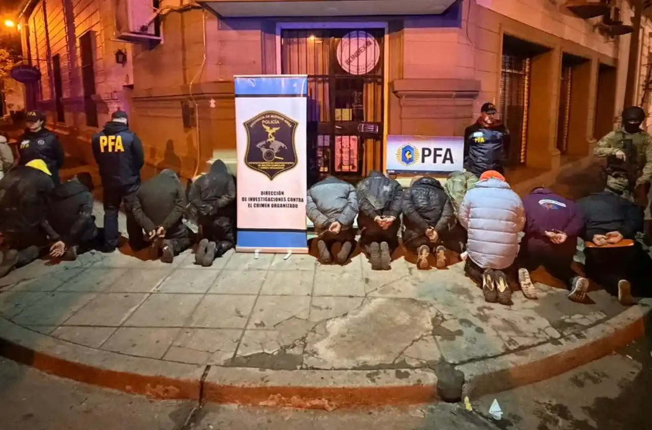 Los doce detenidos permanecen a disposición de la Justicia Federal, la causa continúa avanzando con nuevas pericias.